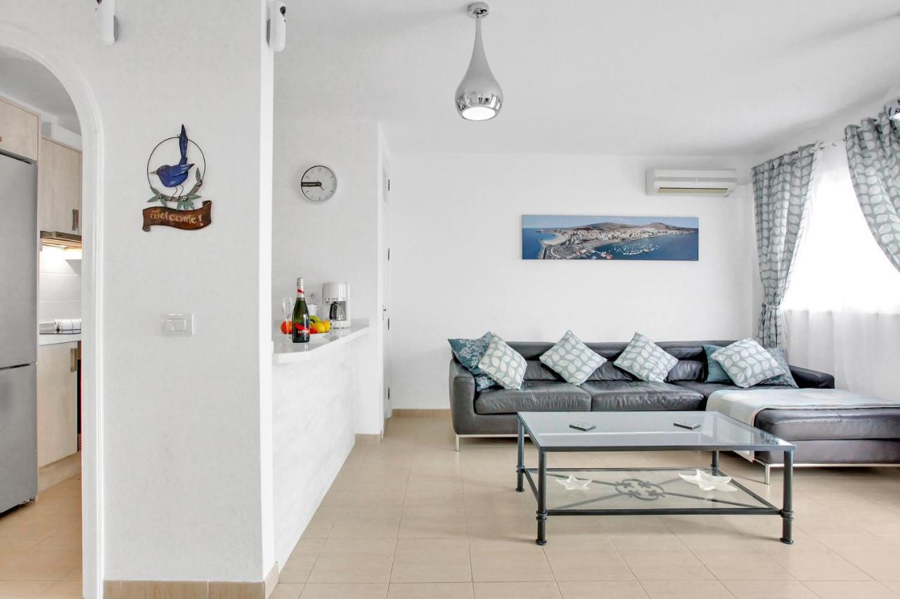 Top Floor, Sea View, Huge Terrace, Heated Pool, Garage Los Cristianos  Exterior foto